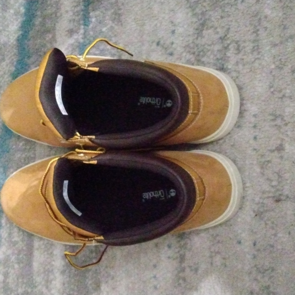 Timberlands men ortholite boots.